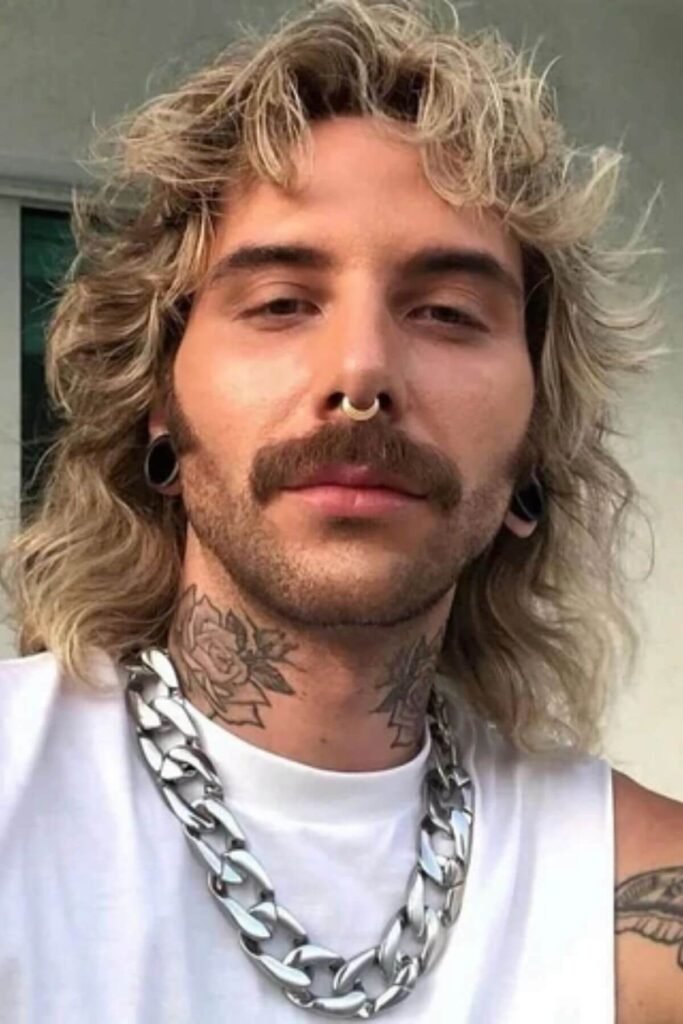 Long Wavy Mullet Hairstyle for Men