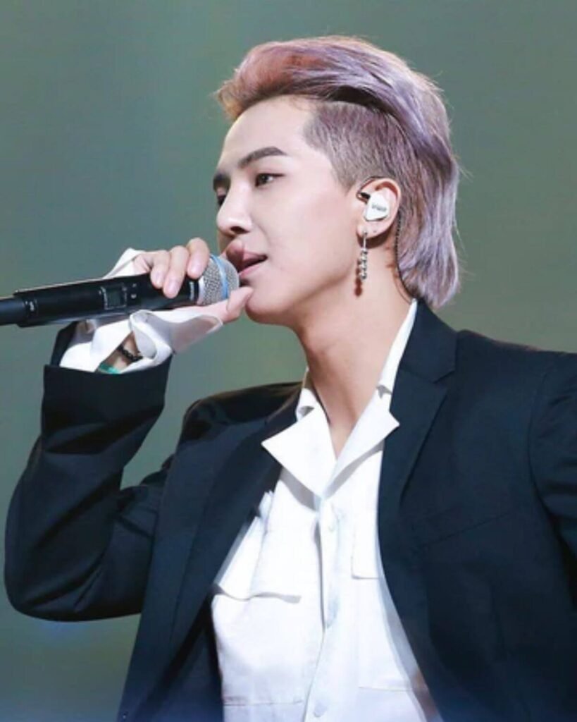 K-Pop Mullet Hairstyle for Men